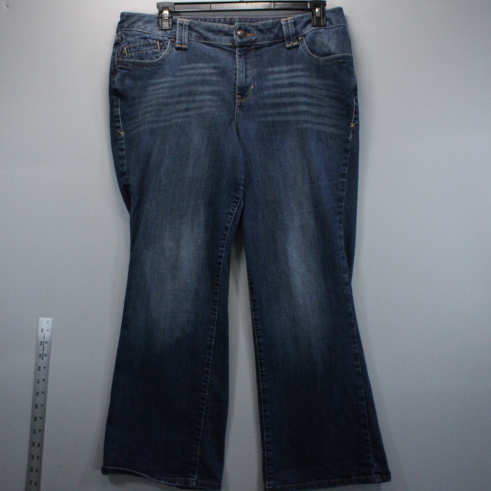 Lane Bryant Curvy Bootcut Jeans Womens 16P Dark Wash Blue Denim Knee Fade